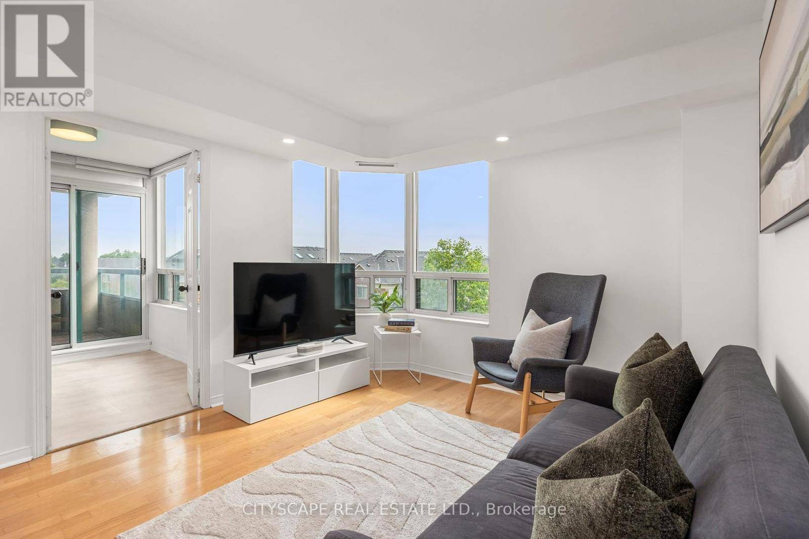 Vaughan (crestwood-springfarm-yorkhill), ON L4J8P7,5 Emerald LN #503