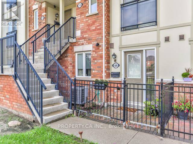 Markham (greensborough), ON L6E0B8,2285 Bur Oak AVE #69