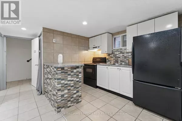 Richmond Hill (north Richvale), ON L4C5N9,197 Stephen ST #Basement