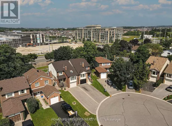 Richmond Hill (north Richvale), ON L4C5N9,197 Stephen ST #Basement