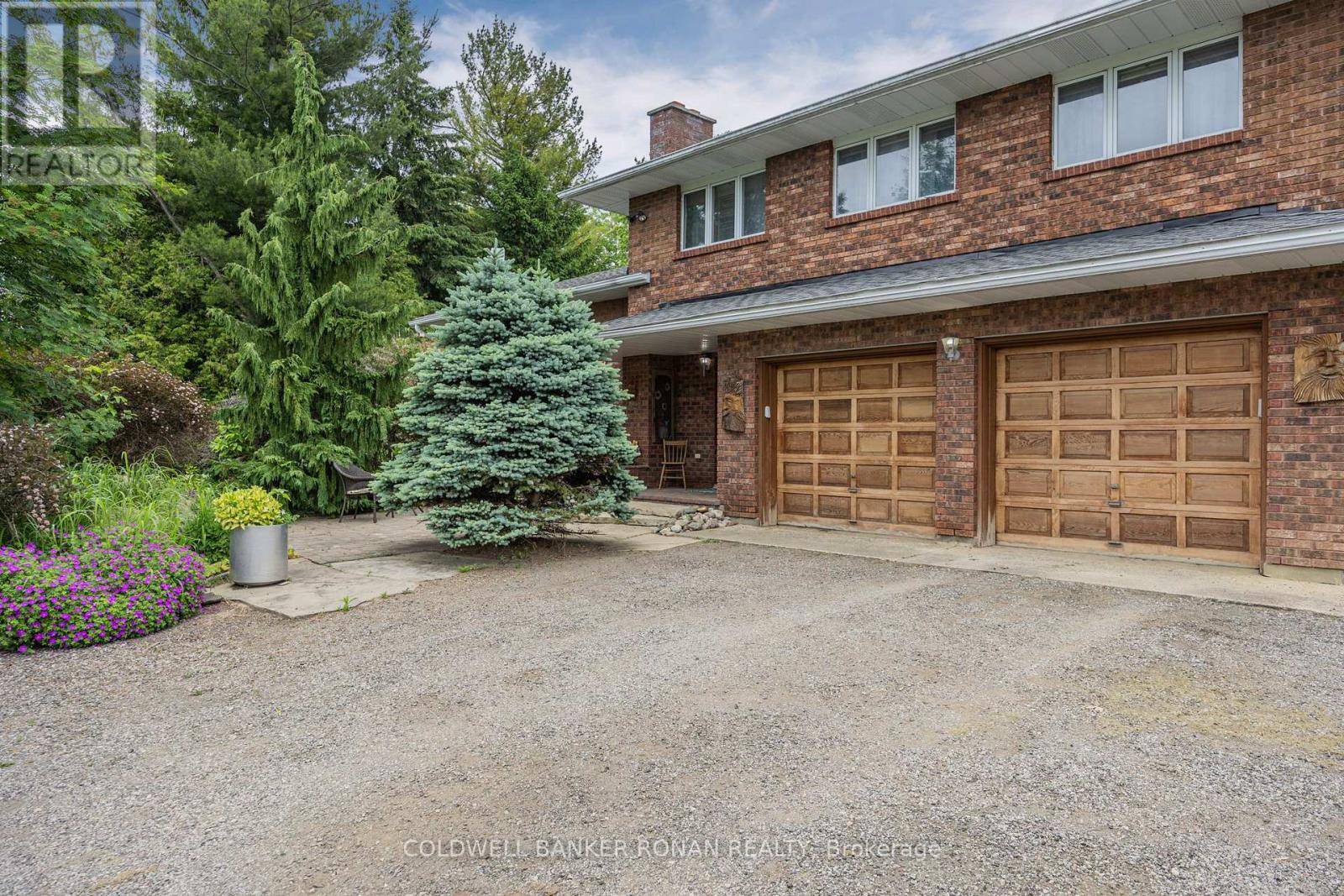 New Tecumseth, ON L0G1W0,6145 3RD LINE