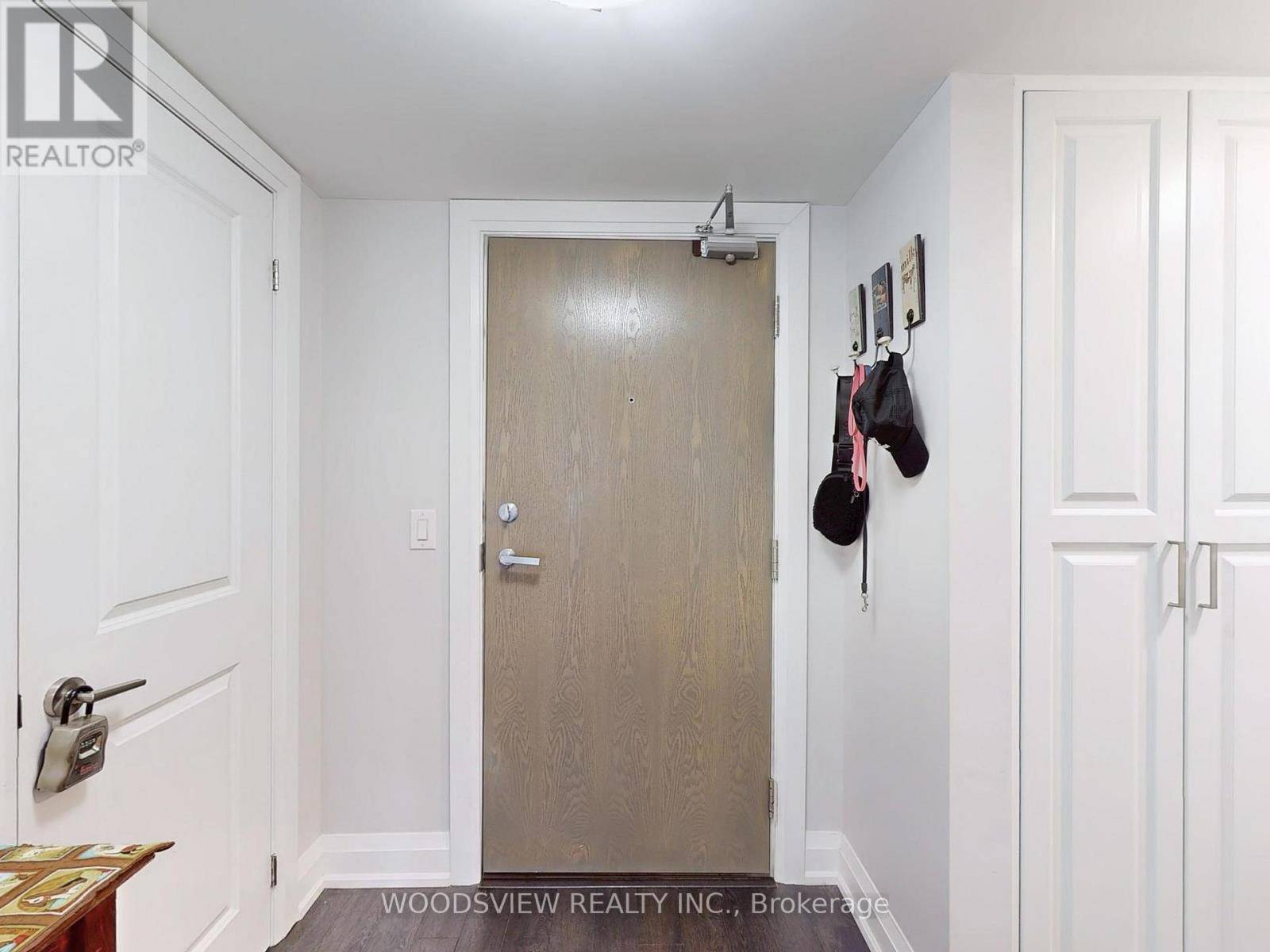 Whitchurch-stouffville (stouffville), ON L4A1Y7,481 Rupert AVE #324