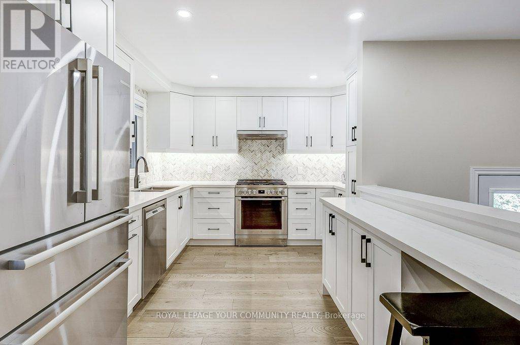 Markham (grandview), ON L3T1C2,41 BRIGHTBAY CRESCENT