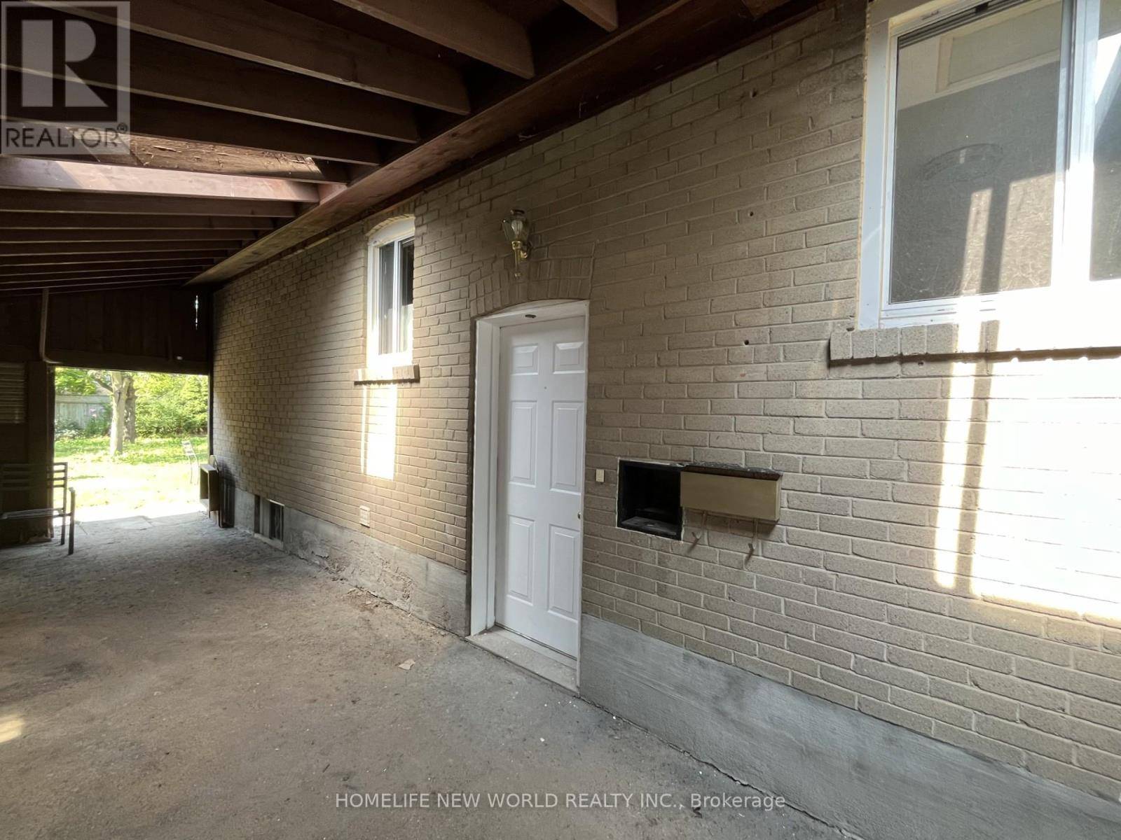Richmond Hill (crosby), ON L4C1B3,345 Centre ST East #Bsmt