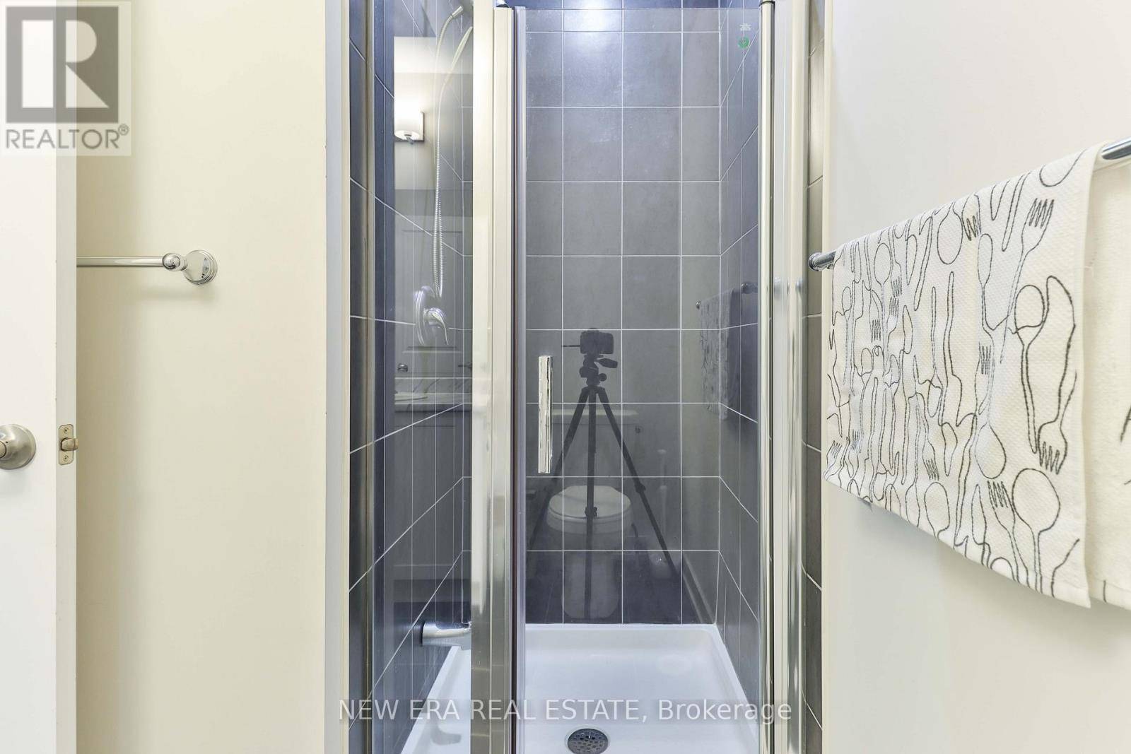 Markham (cornell), ON L6B1R1,81 STAUFFER CRESCENT