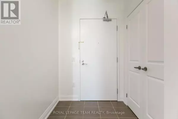 Markham (cedarwood), ON L3S0C9,7325 Markham RD #406
