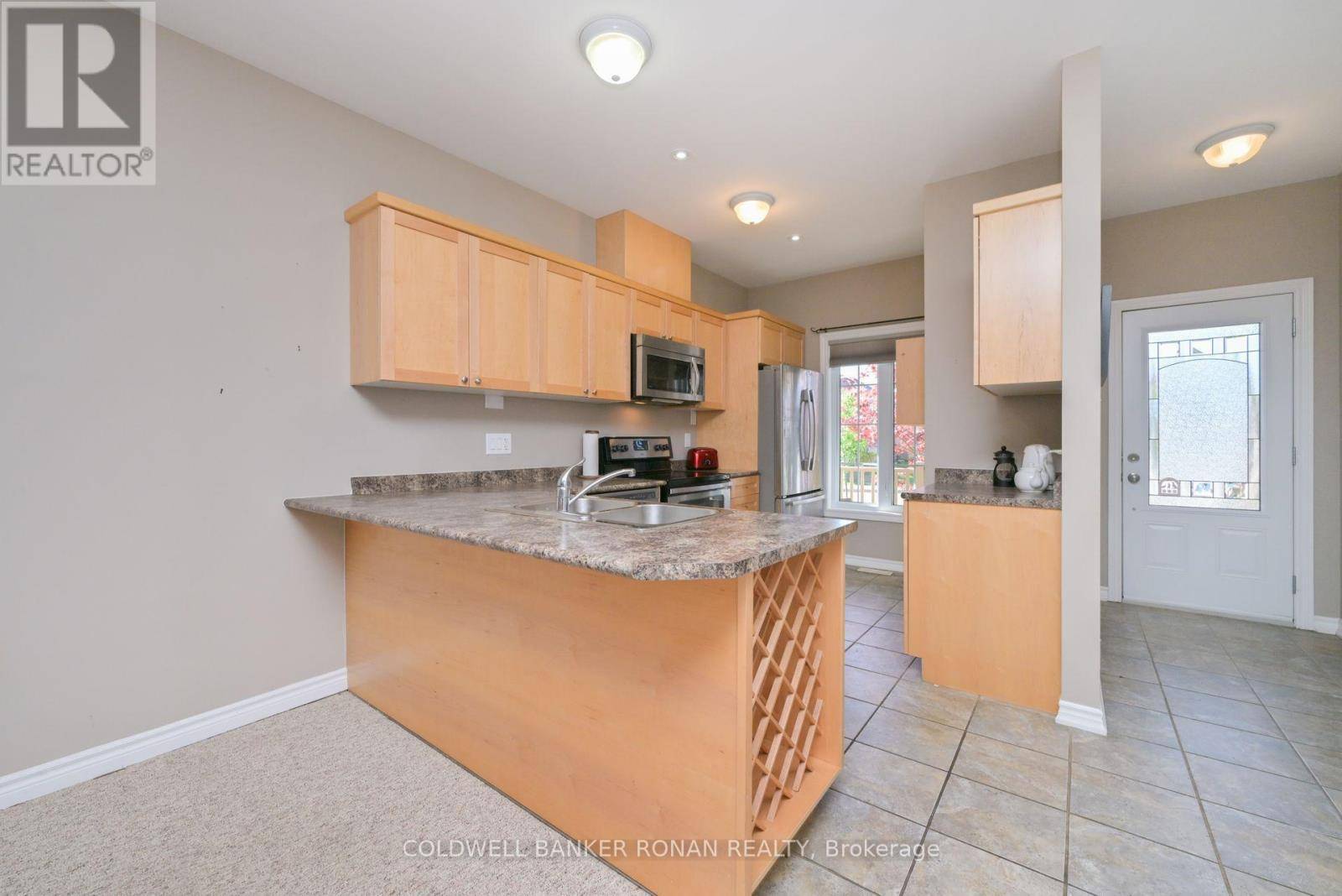 New Tecumseth (alliston), ON L9R0K6,27 KINGSMERE CRESCENT