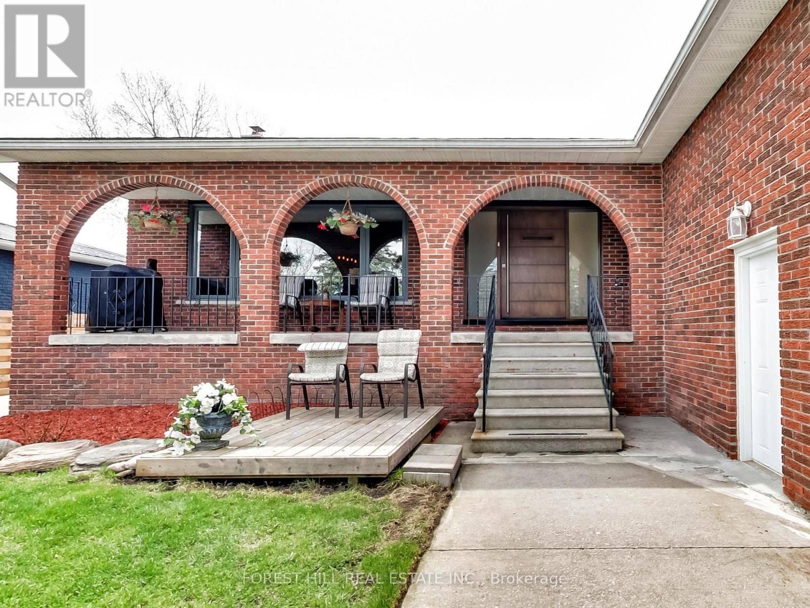 Innisfil (gilford), ON L0L1R0,1153 VERNOR DRIVE