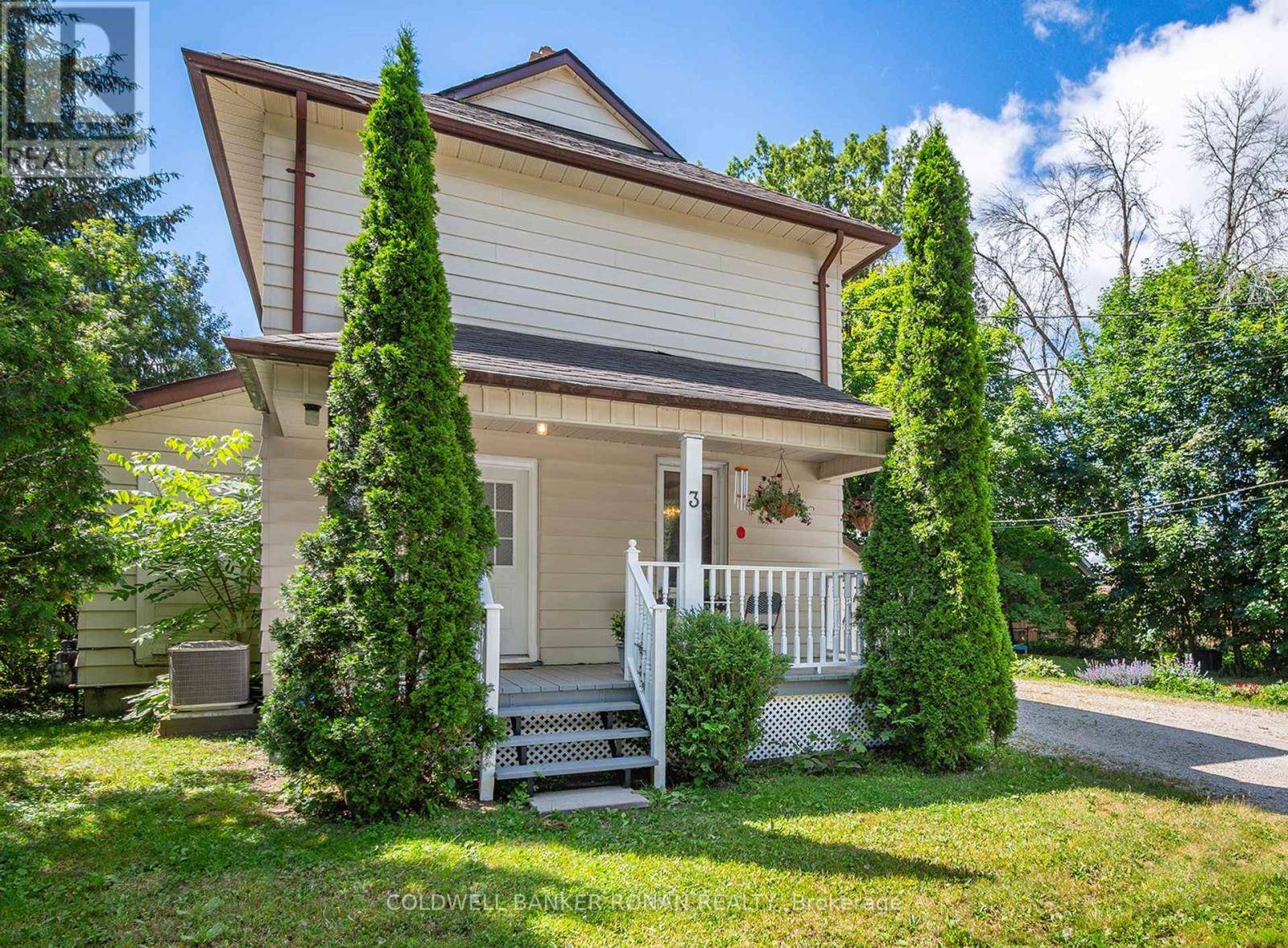 Innisfil (cookstown), ON L0L1L0,3 JOHN DRIVE