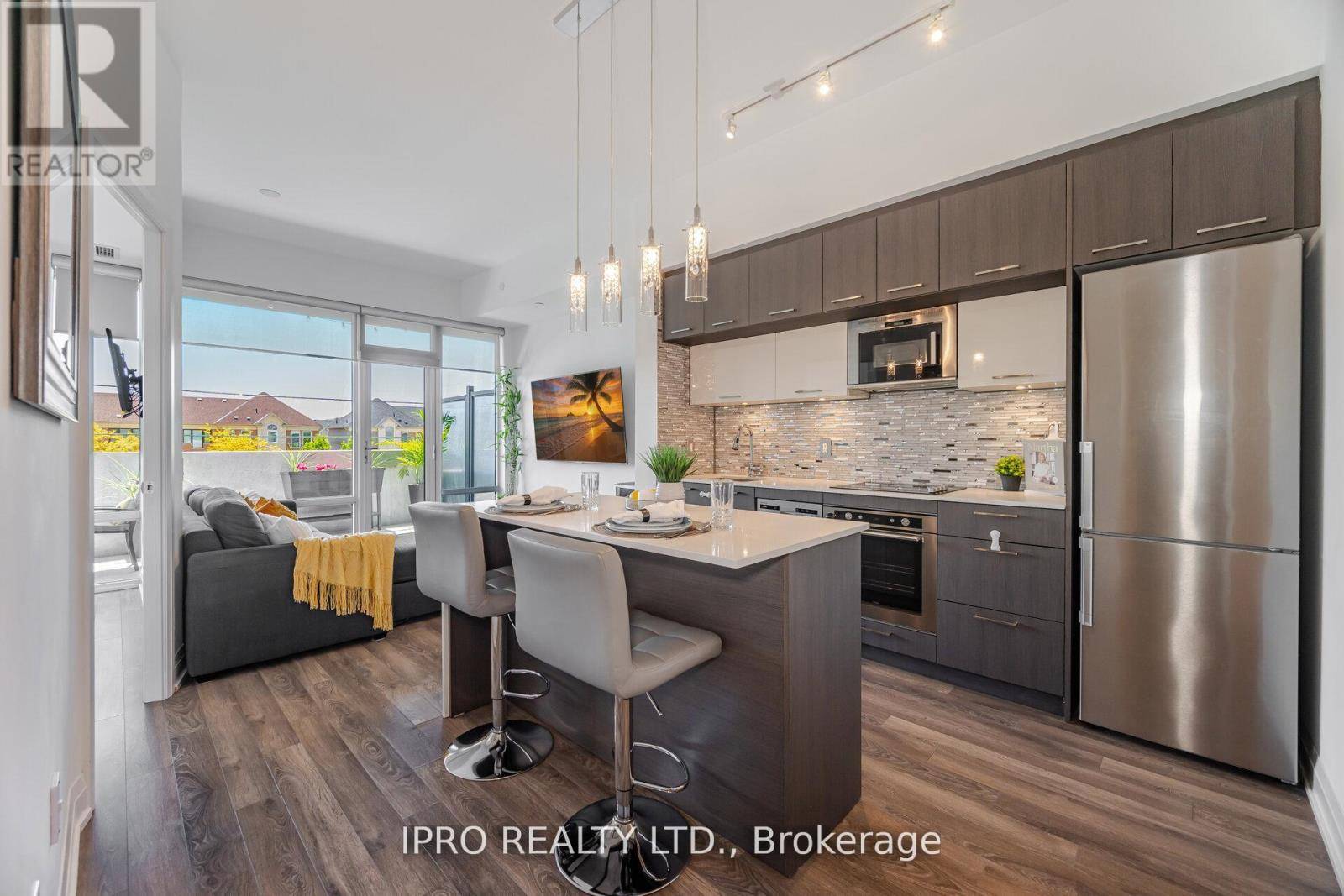 4800 Highway #7 RD #Unit #327, Vaughan (east Woodbridge), ON L4L1H8