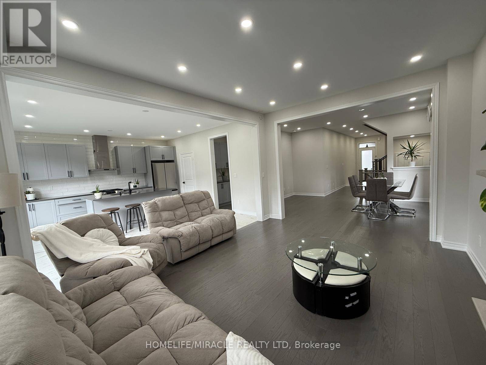 Georgina (sutton & Jackson's Point), ON L0E1R0,20 AINSLIE HILL CRESCENT