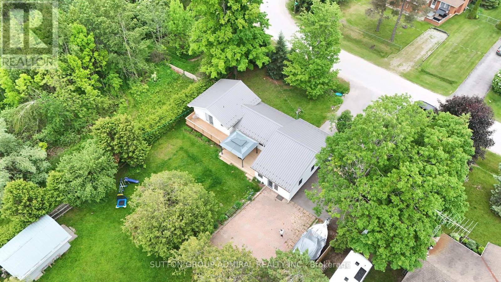 Innisfil, ON L9S2J1,2813 CLARKESVILLE STREET