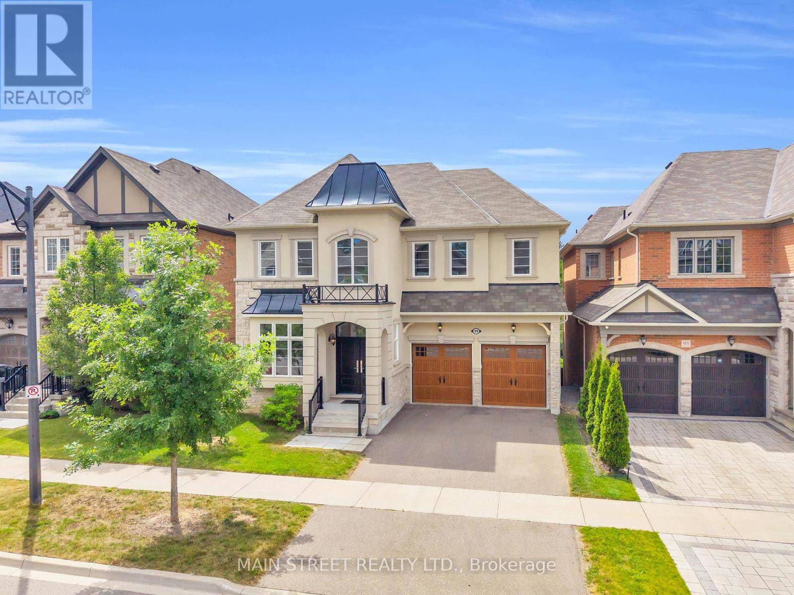Aurora, ON L4G3H8,99 BRIDGEPOINTE COURT