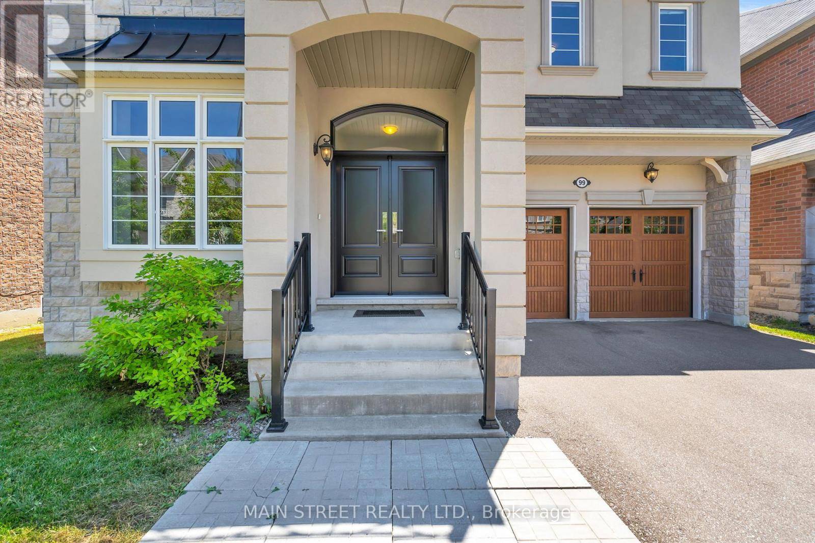 Aurora, ON L4G3H8,99 BRIDGEPOINTE COURT