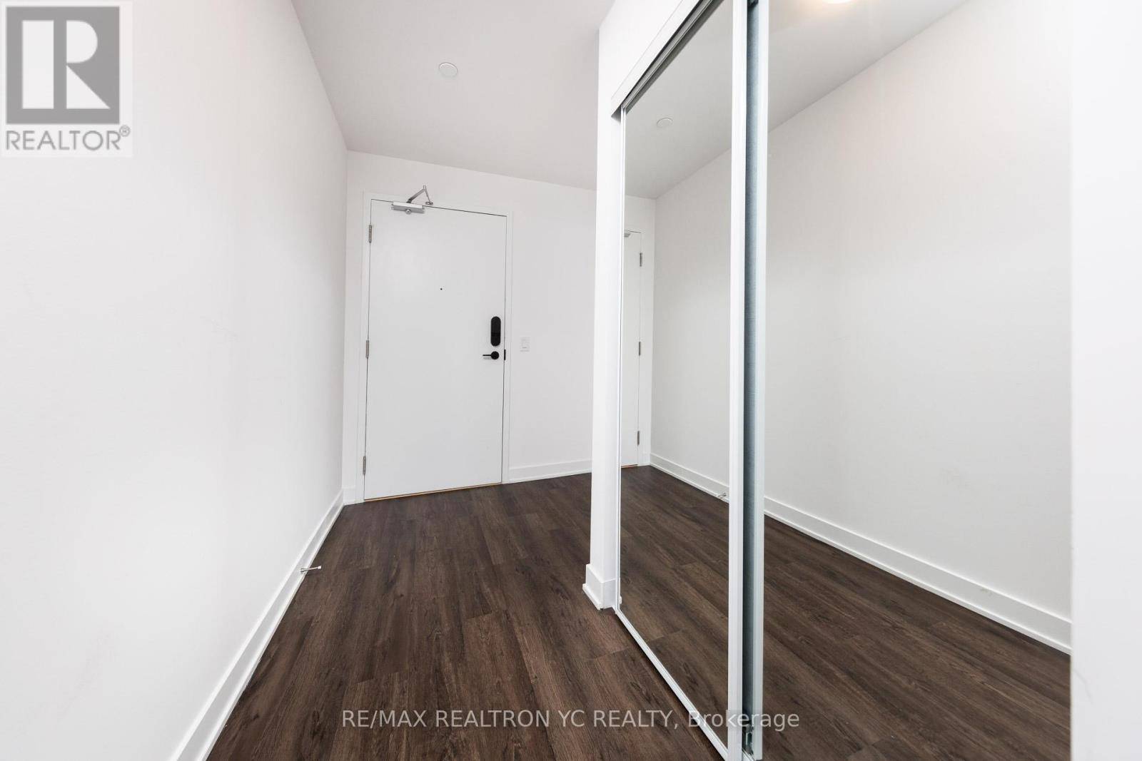 Richmond Hill (langstaff), ON L4B0H5,95 Oneida CRES #2107