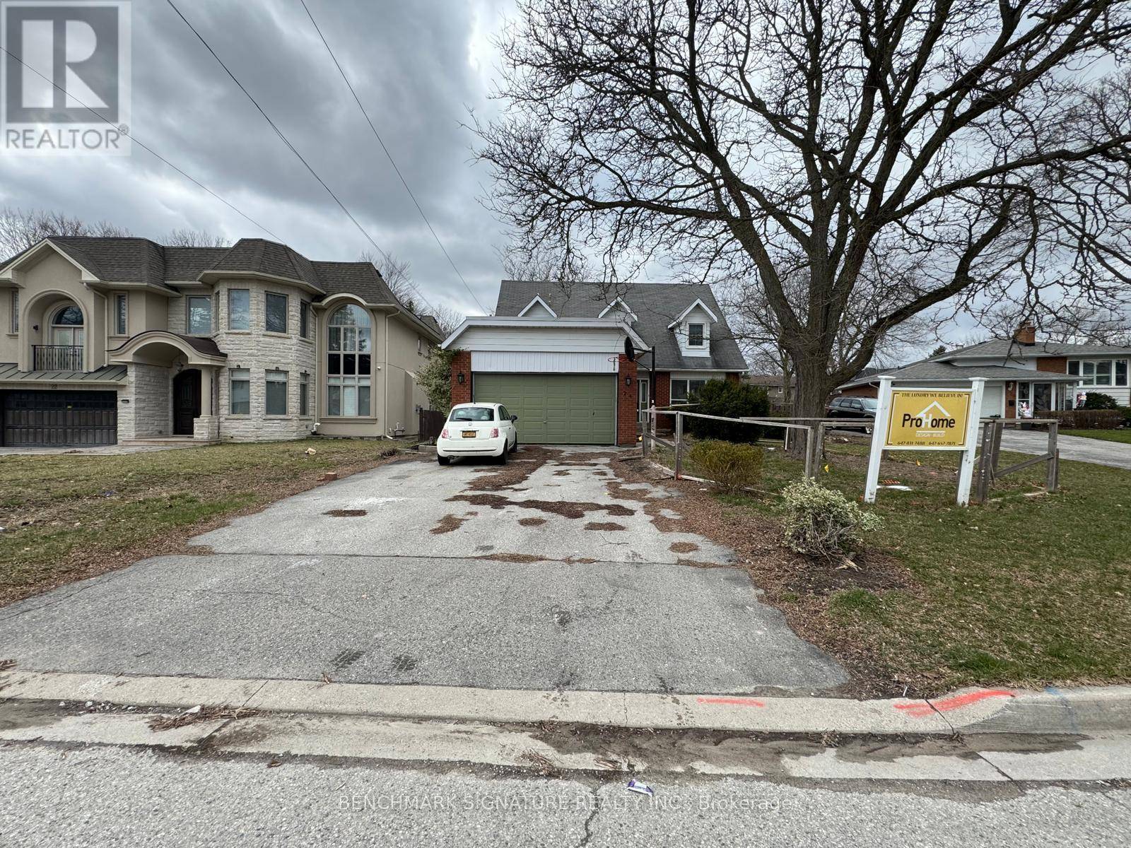Markham (unionville), ON L3R2K4,24 EMILY CARR STREET