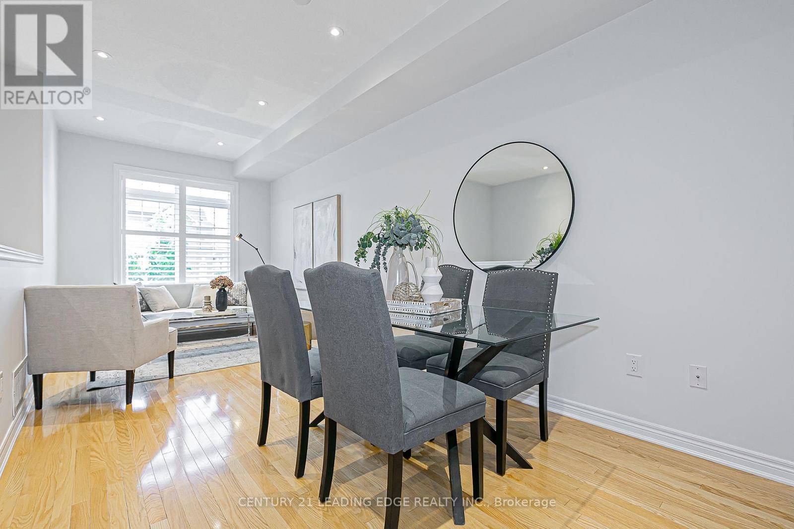 Markham (greensborough), ON L6E0P9,319 DELRAY DRIVE