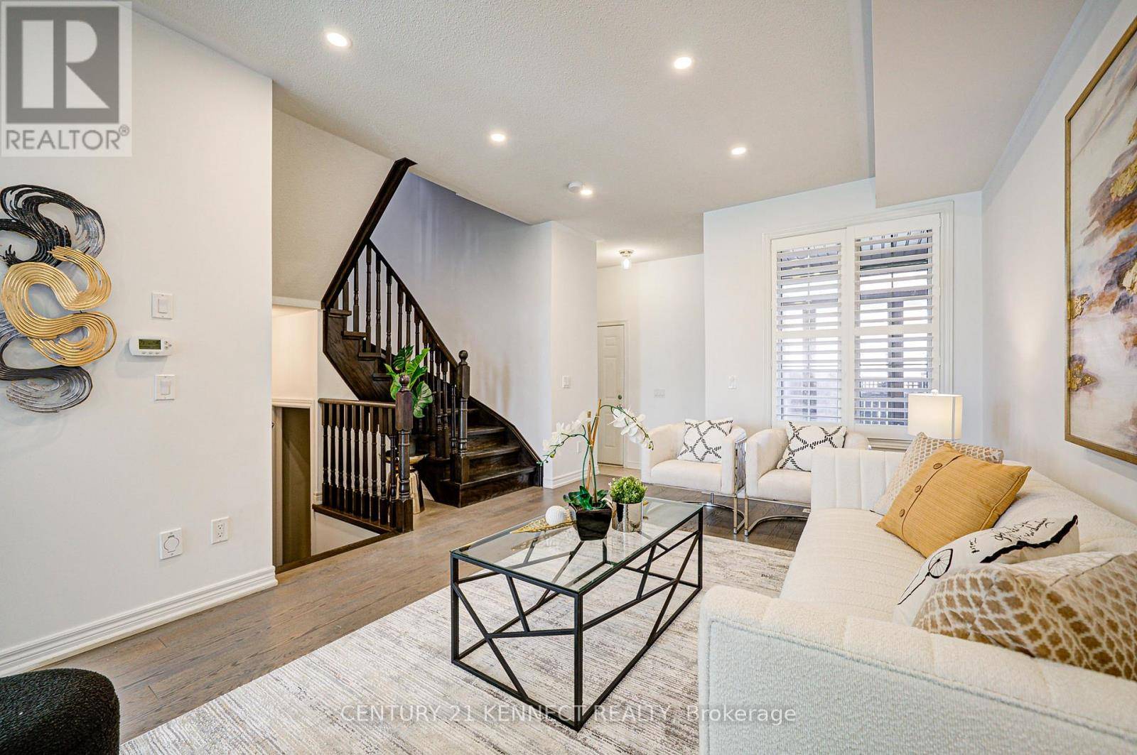 Markham (cathedraltown), ON L6C0H4,10711 WOODBINE AVENUE