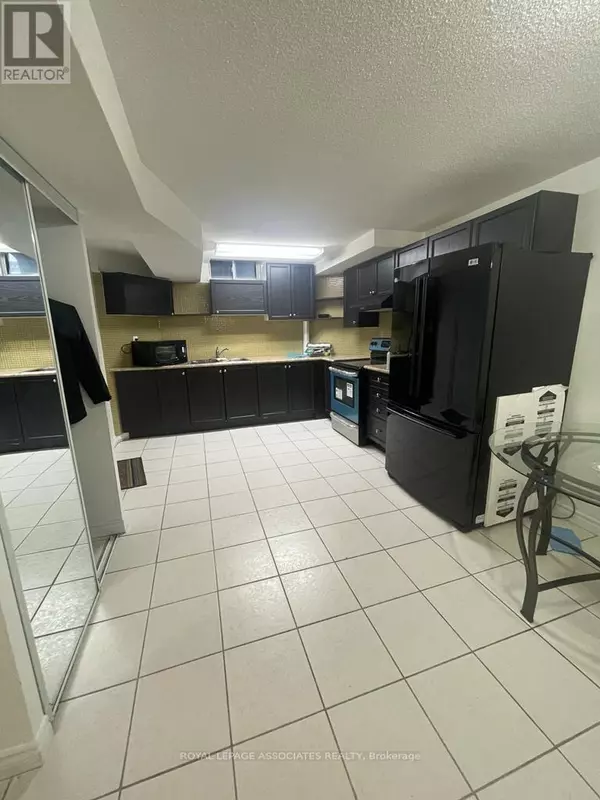 Markham (milliken Mills East), ON L3S4R3,28 Ramsgate CT #BSMT