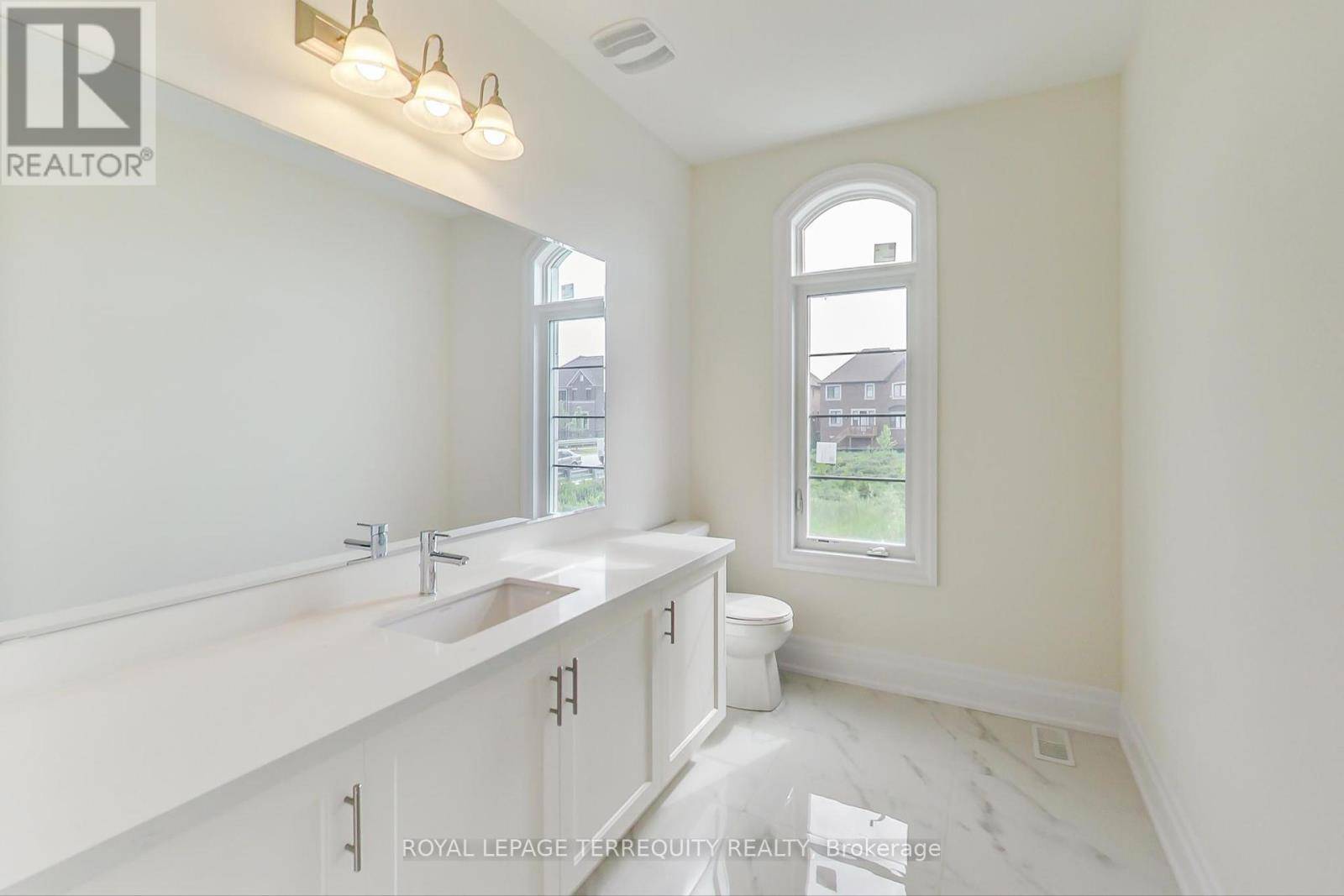 Vaughan (kleinburg), ON L4H4V9,184 MCMICHAEL AVENUE