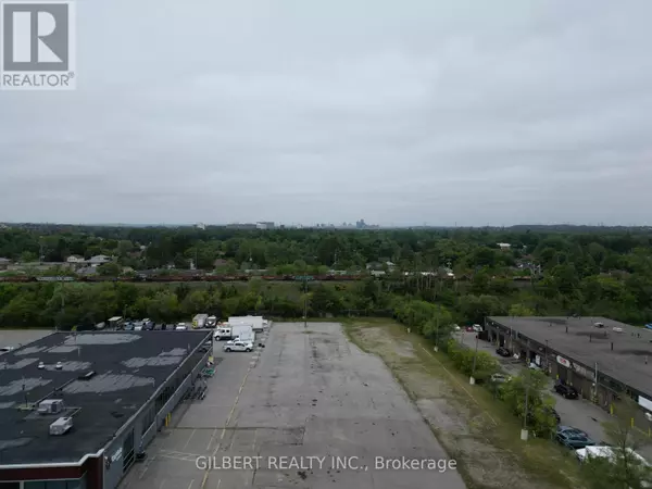 Markham (grandview), ON L3T1L3,120 DONCASTER AVENUE