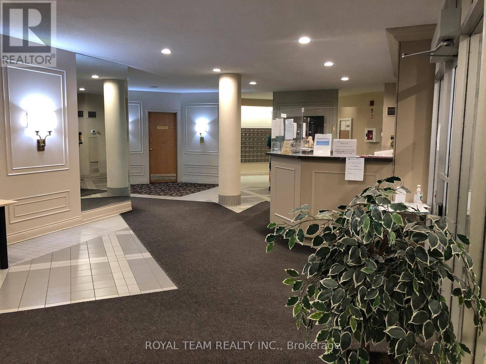 Richmond Hill (mill Pond), ON L4C8T4,326 Major Mackenzie DR #116