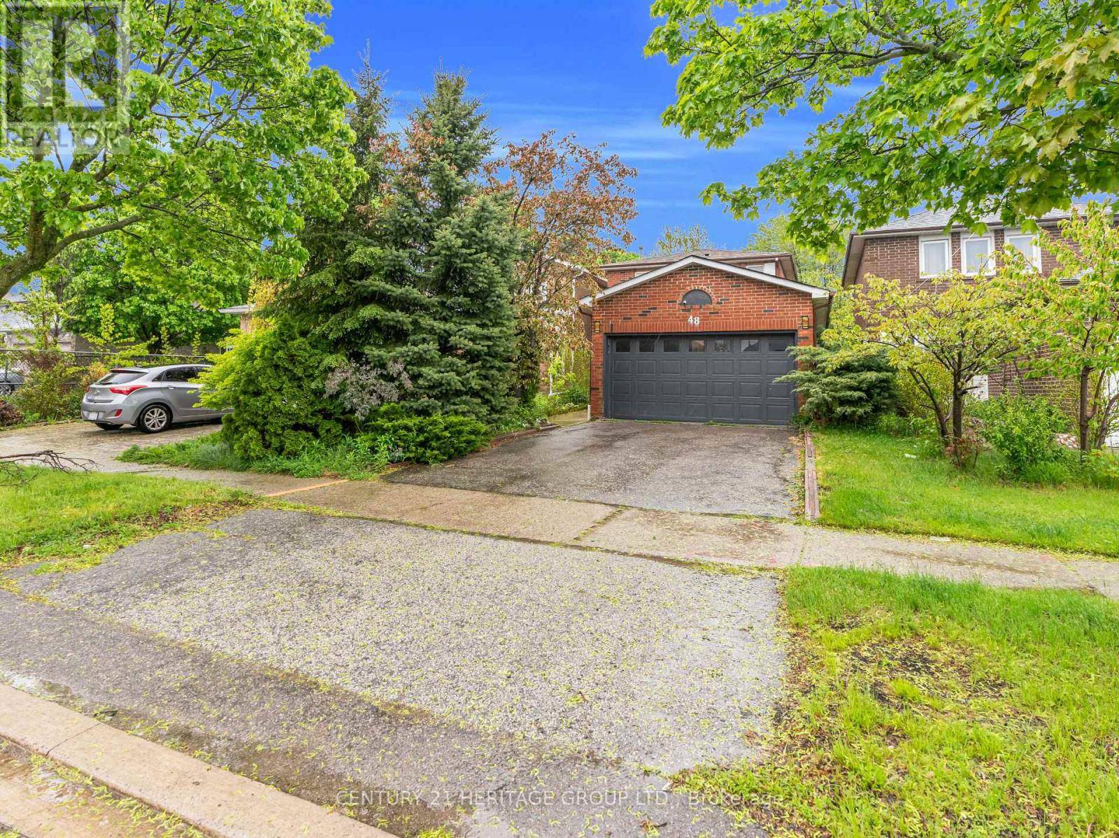 Richmond Hill (north Richvale), ON L4C5V5,48 GRAY CRESCENT