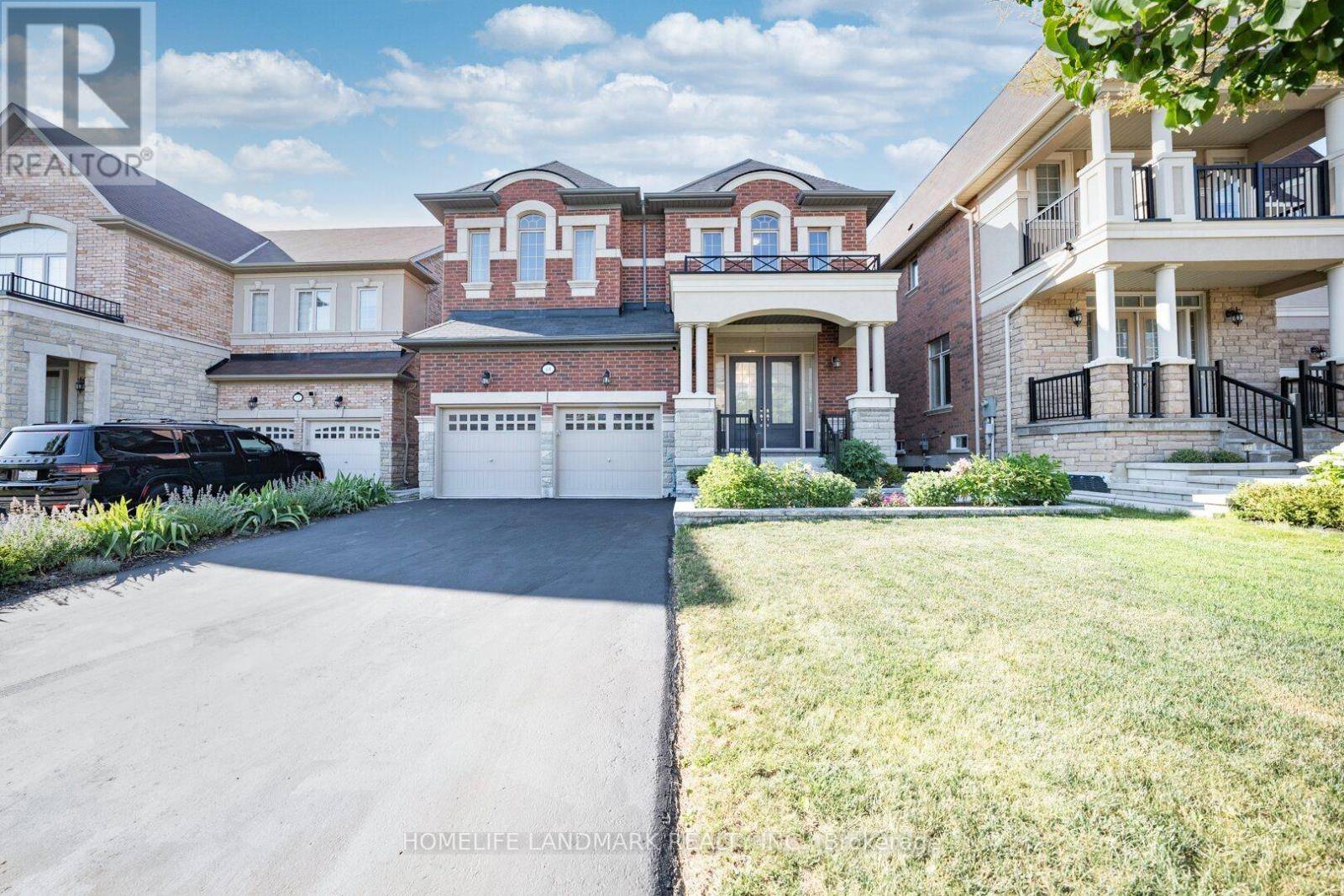 68 RANDOLPH DRIVE, Vaughan (patterson), ON L6A0Z8