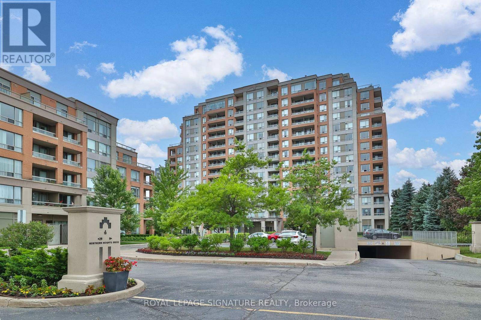 Richmond Hill (langstaff), ON L4B4M5,9 Northern Heights DR #208