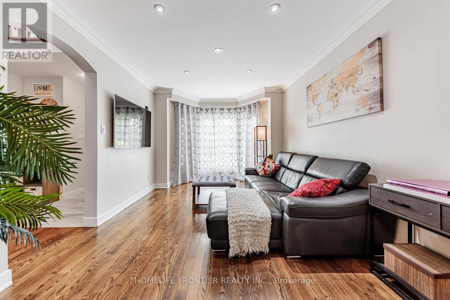Vaughan (brownridge), ON L4J7X4,46 THORNBROOK COURT