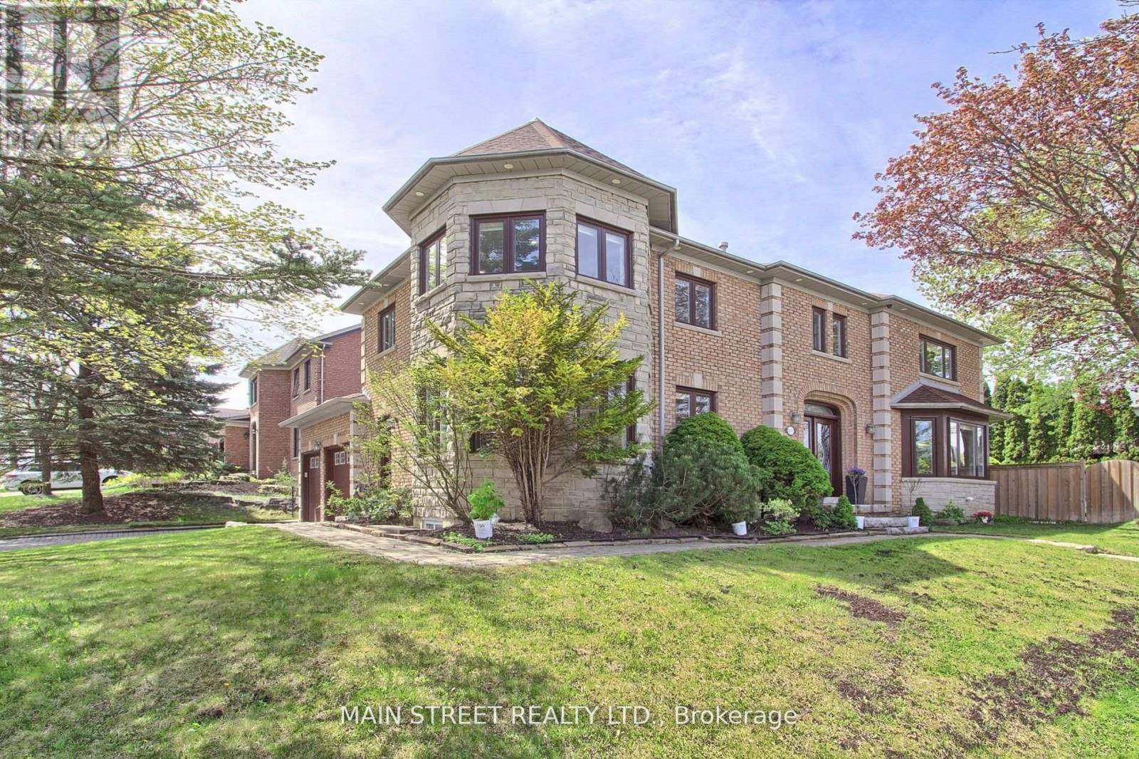 898 STONEHAVEN AVENUE, Newmarket (stonehaven-wyndham), ON L3X1K7