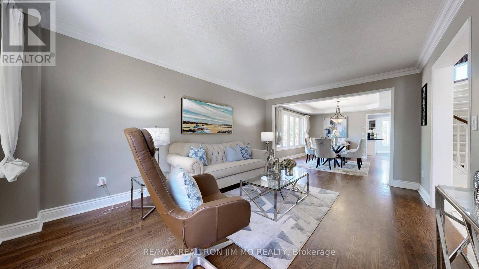Markham (unionville), ON L3R0R6,58 WEBBER CRESCENT
