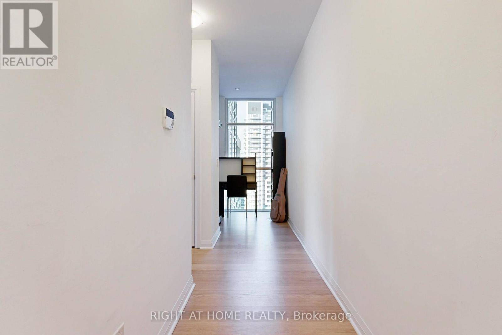 Richmond Hill (langstaff), ON L4B0E8,55 Oneida CRES #PH08