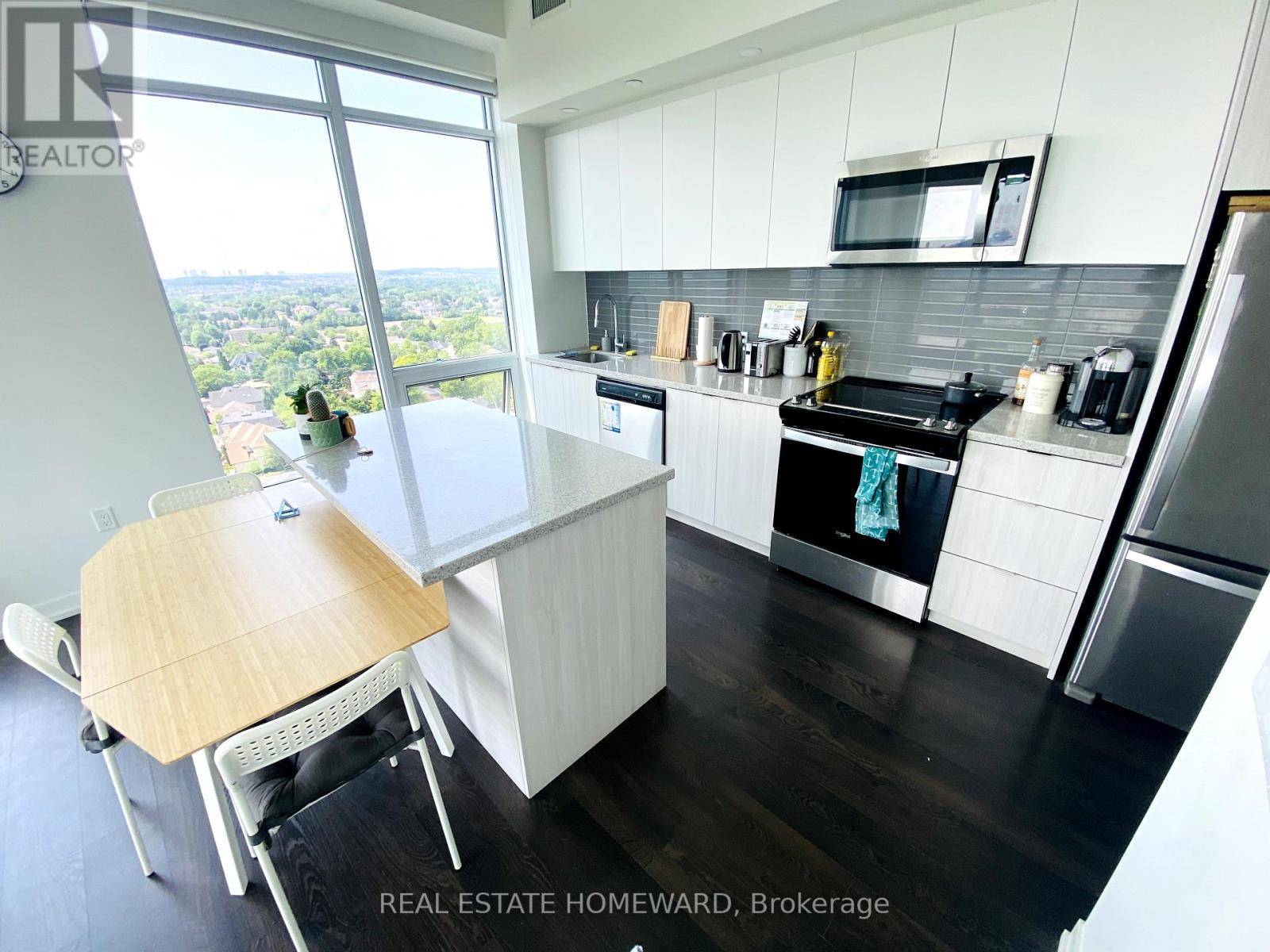 Richmond Hill (south Richvale), ON L4C5T6,3 Rosewater ST #1809W