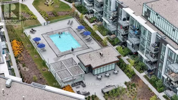 Innisfil, ON L9S0R5,415 Sea Ray AVE #114