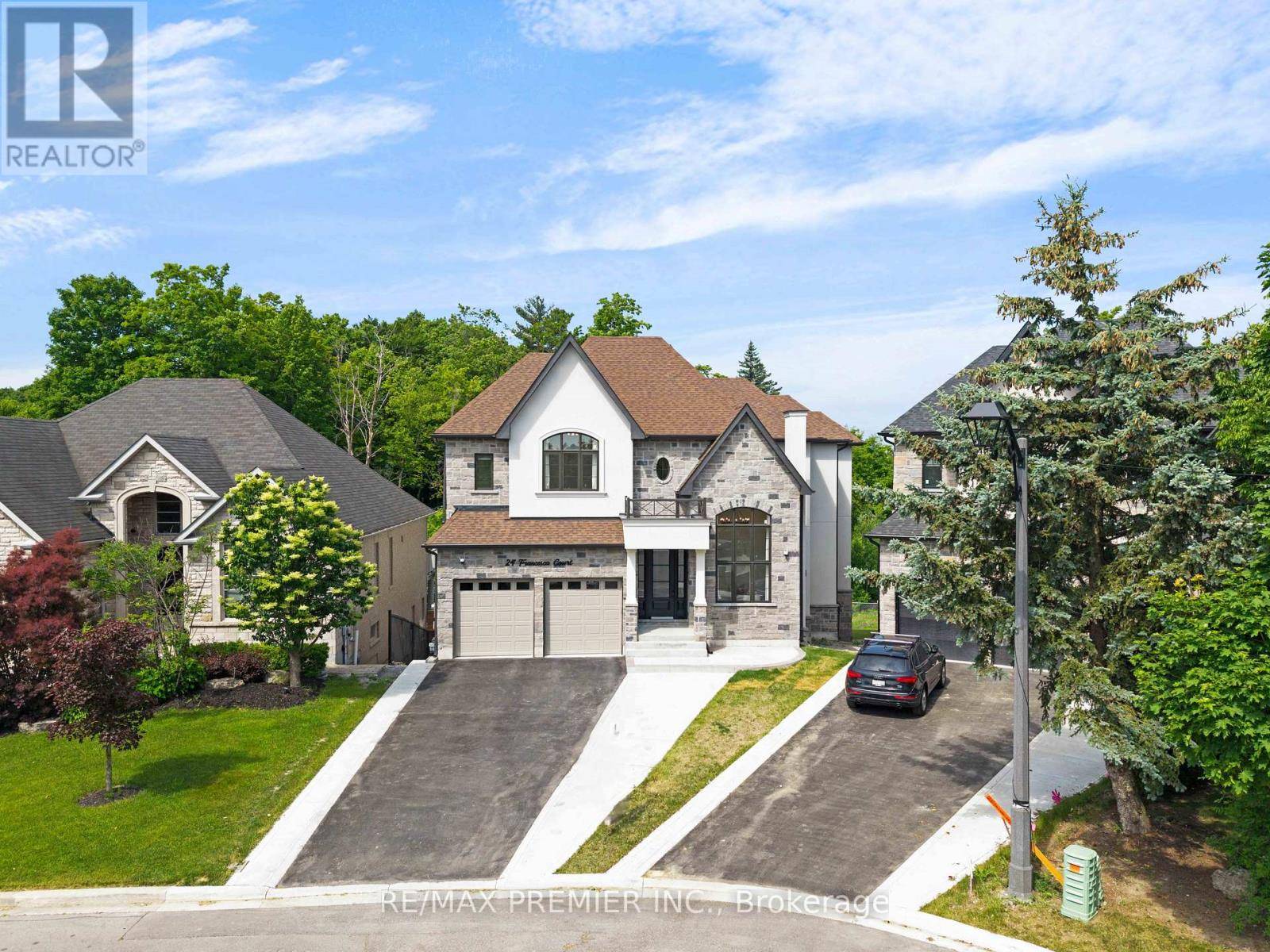 Vaughan (east Woodbridge), ON L4L9L2,24 FRANCESCA COURT