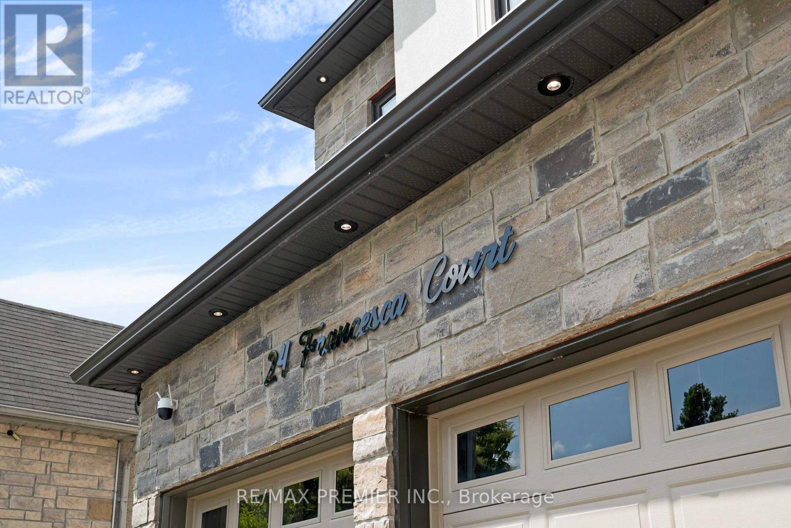 Vaughan (east Woodbridge), ON L4L9L2,24 FRANCESCA COURT
