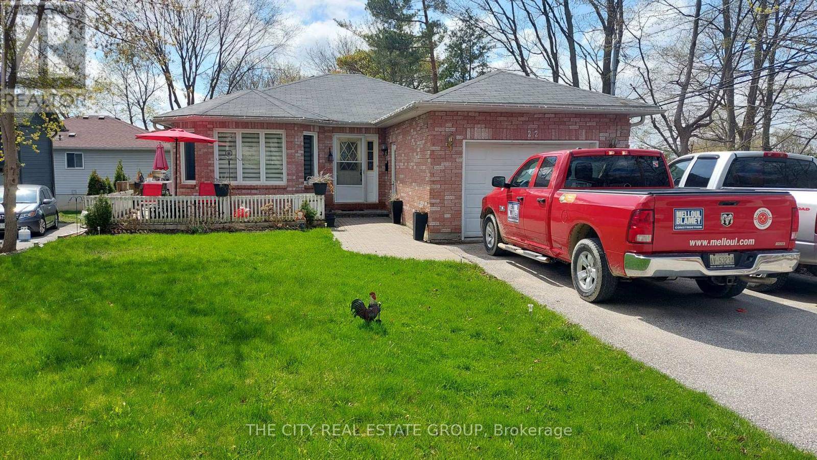 22 Pineway AVE #Main Floor, Georgina (keswick South), ON L4P3V9