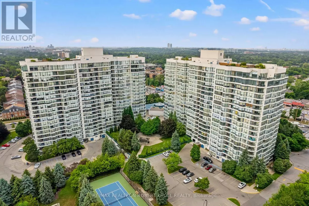 Vaughan (crestwood-springfarm-yorkhill), ON L4J7Y5,7300 Yonge ST #210
