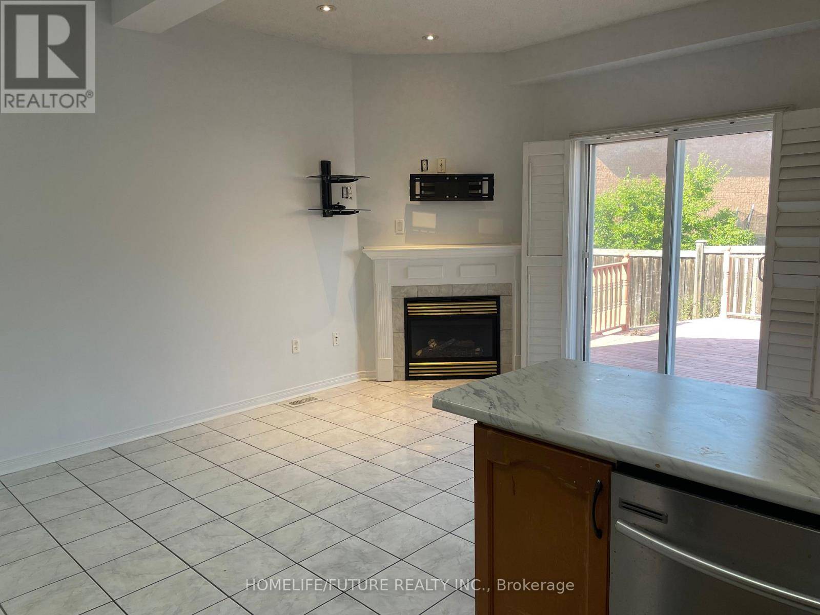 Markham (cedarwood), ON L3S0A4,78 JACK MONKMAN CRESCENT