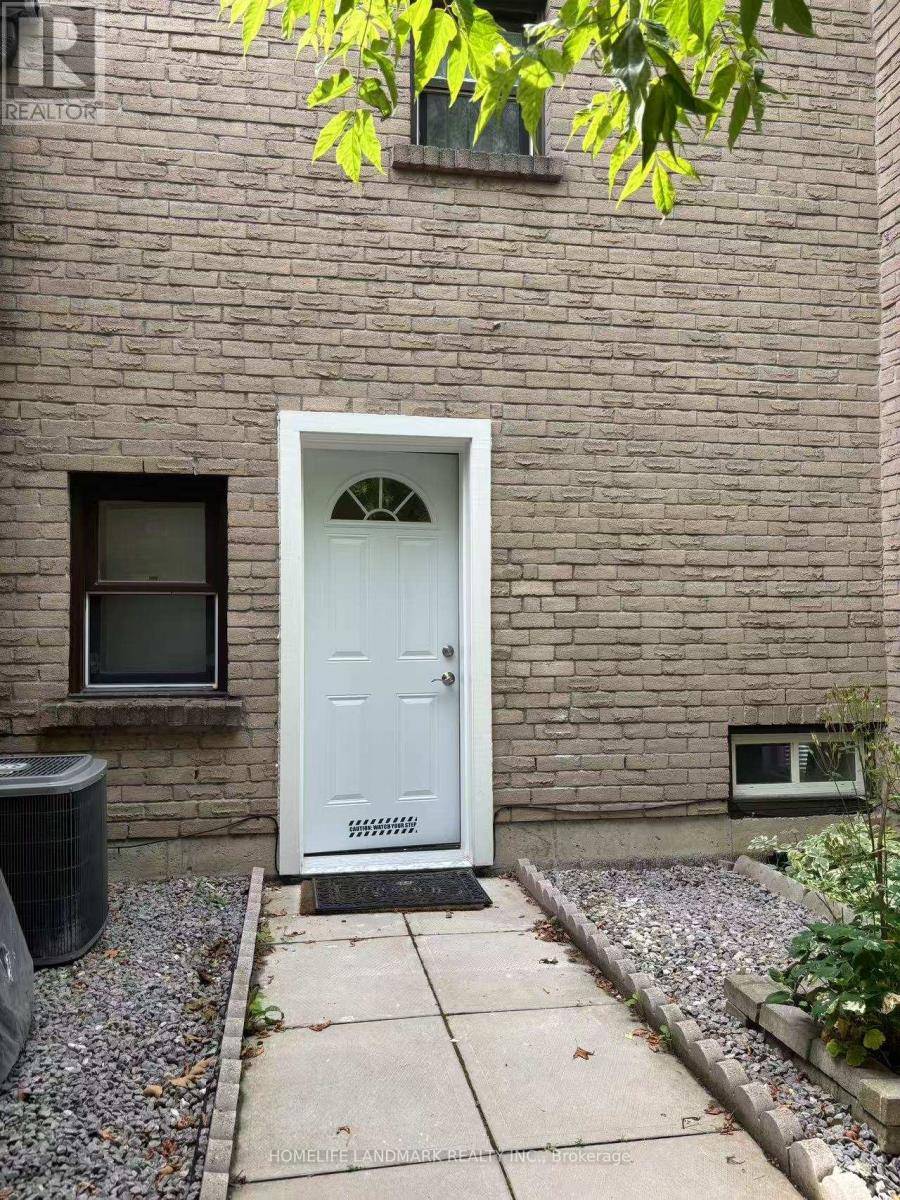 Aurora (aurora Village), ON L4G3P2,128 A Spruce ST #Bsmt