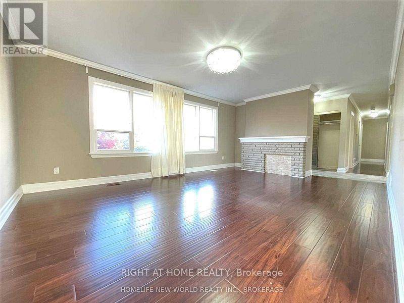 Markham (bullock), ON L3P1T4,28 JONQUIL CRESCENT