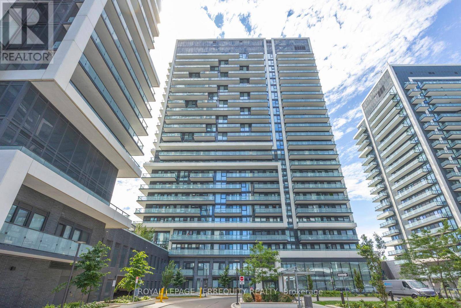 95 Oneida CRES #1804, Richmond Hill (langstaff), ON L4B0H5