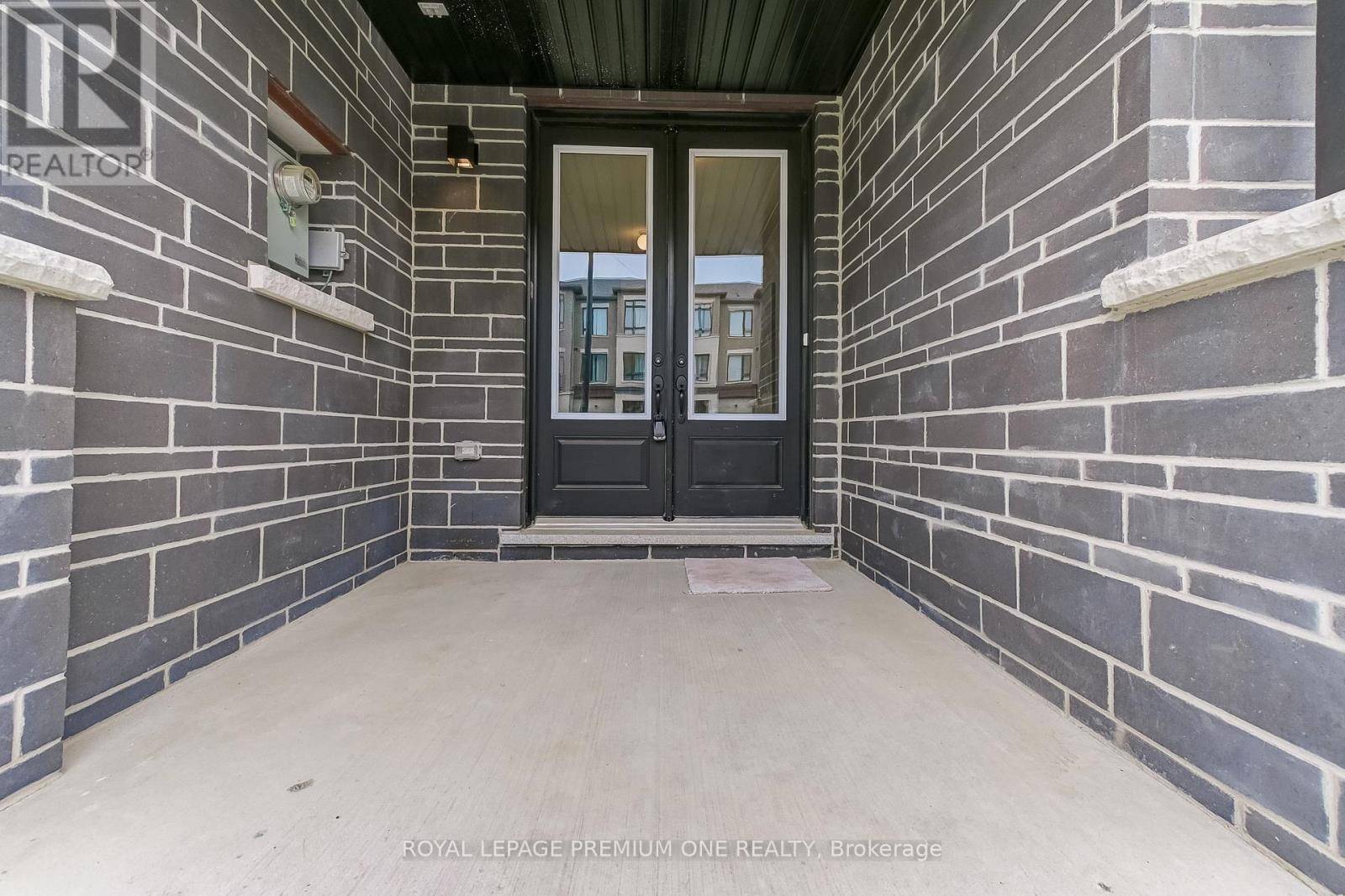 Vaughan (vellore Village), ON L4H5L4,137 TENNANT CIRCLE E