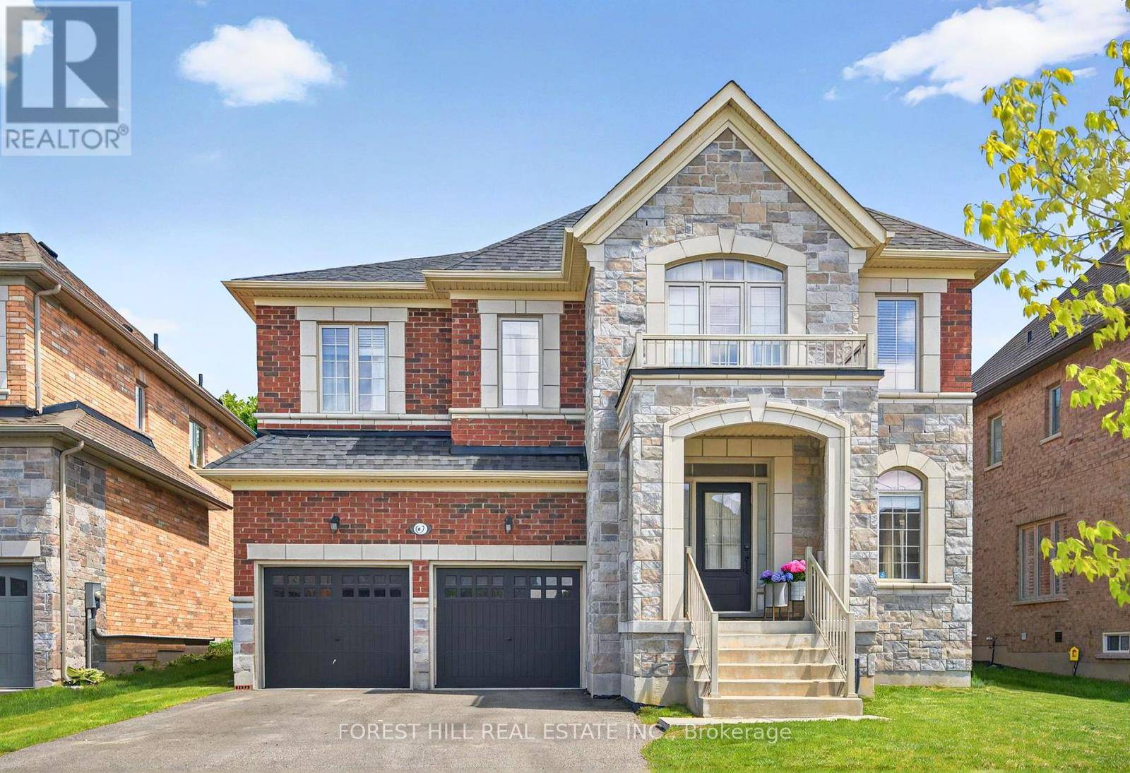 67 ALF NEELY WAY, Newmarket (glenway Estates), ON L3Y0C6