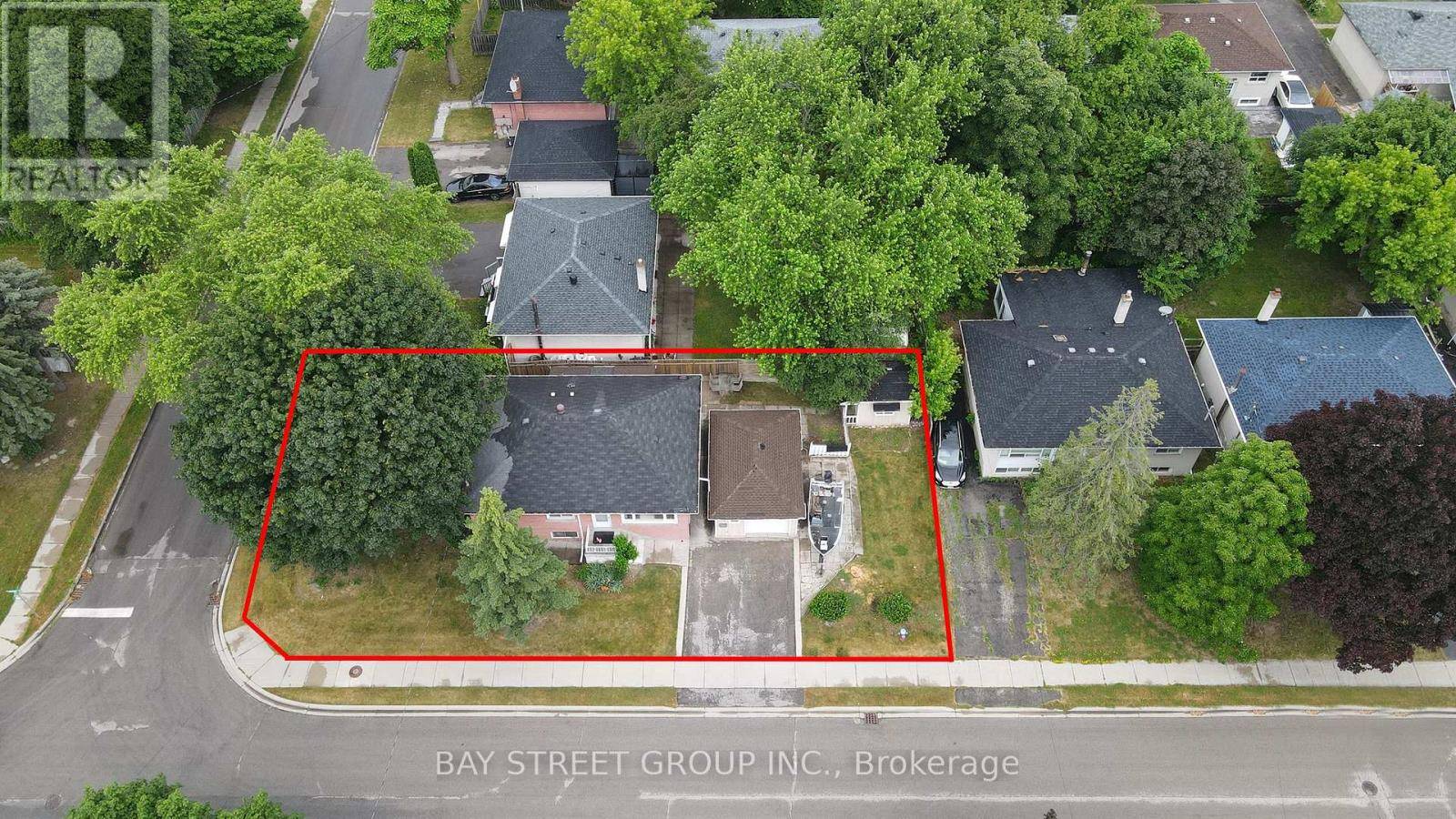 Richmond Hill (crosby), ON L4C2R1,423 OSIRIS DRIVE