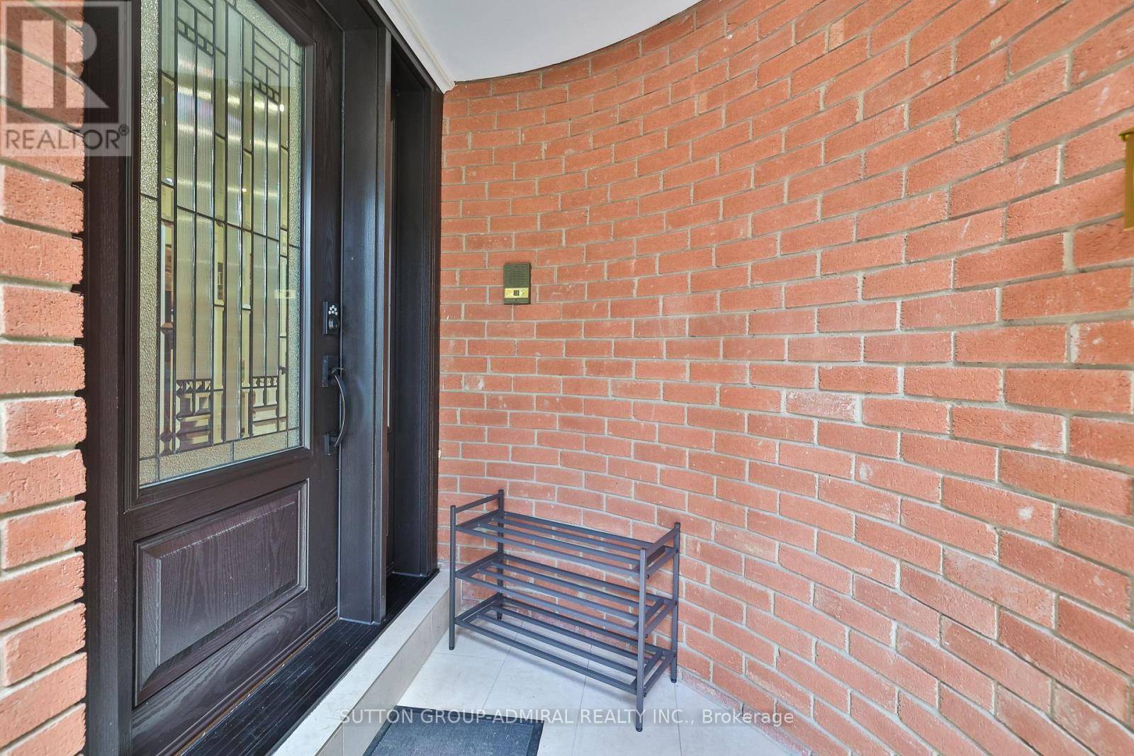Markham (aileen-willowbrook), ON L3T5L6,204 WILLOWBROOK ROAD