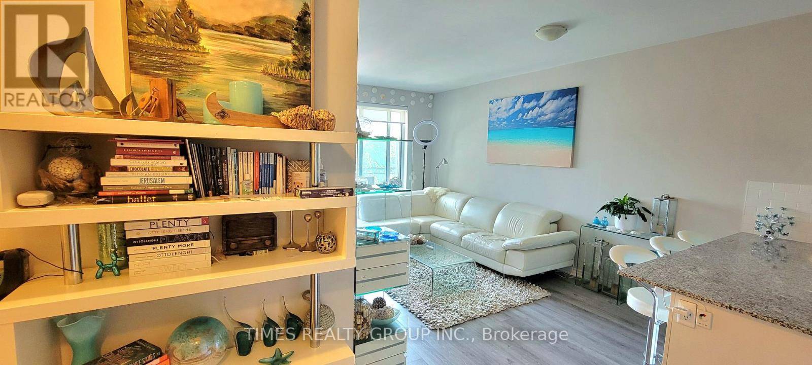 Richmond Hill (westbrook), ON L4E1G2,11611 Yonge ST #301
