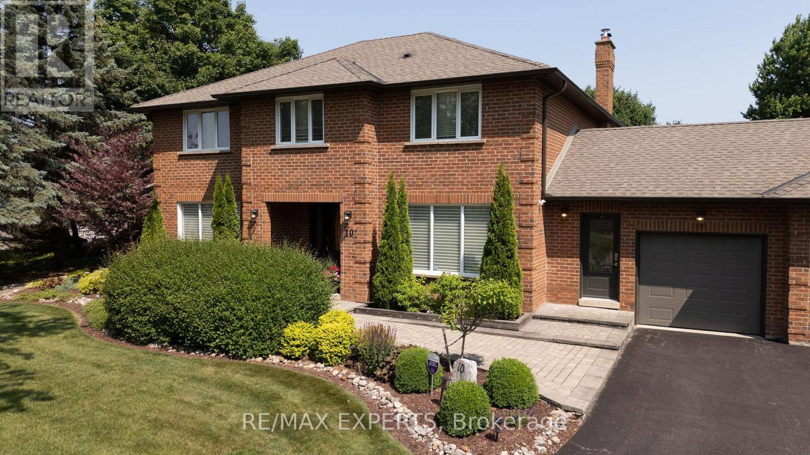 King (nobleton), ON L0G1N0,10 KEHOE COURT