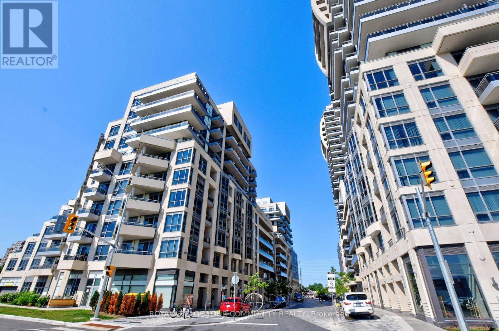 9205 yonge ST #1013 NE, Richmond Hill (langstaff), ON L4C1V5